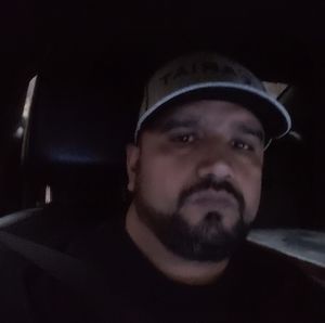 Meet your Posher, Carlos